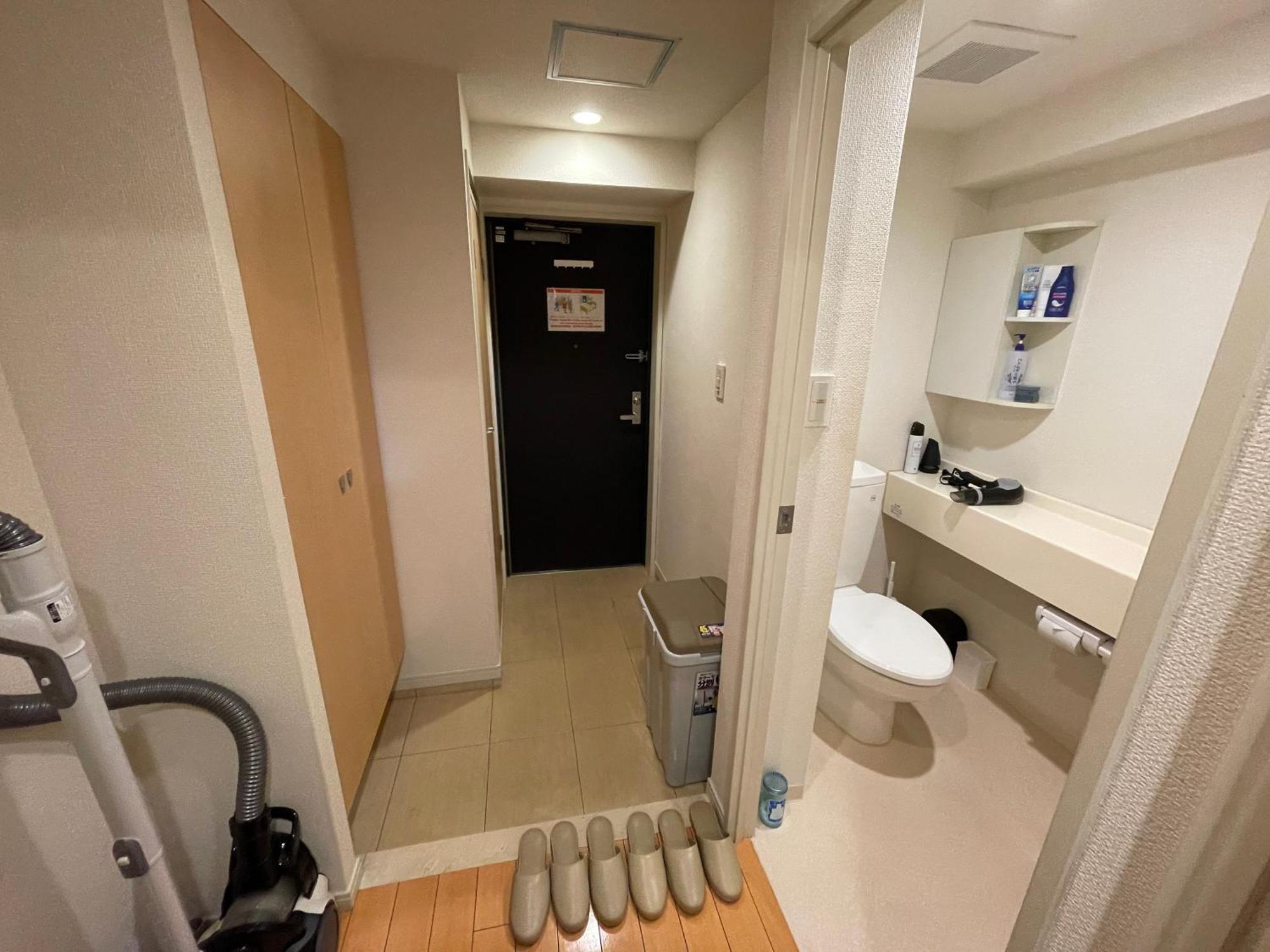 Apartment 新宿歌舞伎町のマンションの1室をまるまる貸し出し *